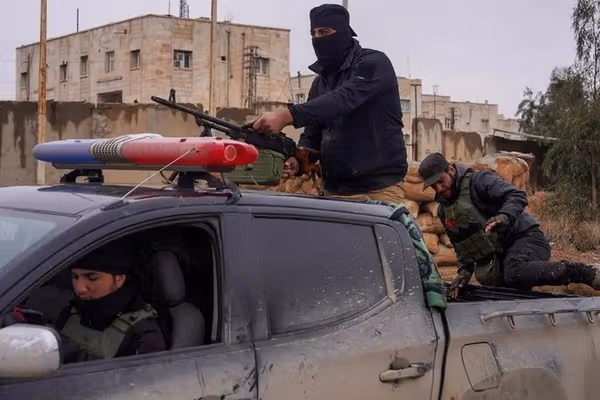 سوریې او کرد ځواکونو اوربند د ۱۵ ورځو لپاره وغځوه ترڅو د داعش بندیان عراق ته ولېږدول شي