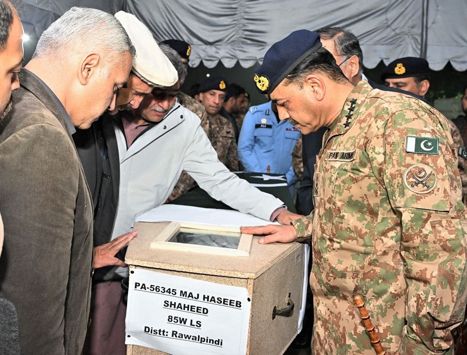 کشته‌شدن ۱۸ سرباز در بلوچستان؛ فرمانده ارتش پاکستان بر انتقام‌ از شبه‌نظامیان تاکید کرد