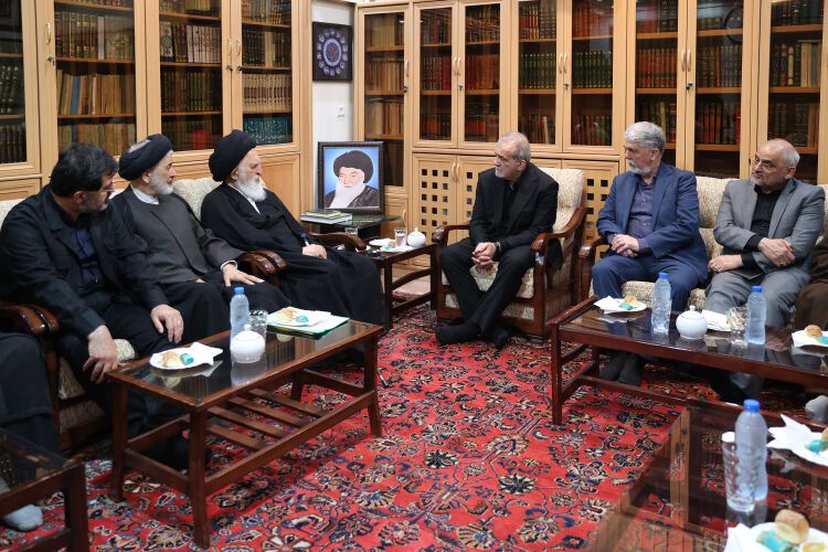 پزشکیان: ځینې کړۍ د ملي ګټو او مذاکراتو د بهیر د ګډوډولو هڅه کوي