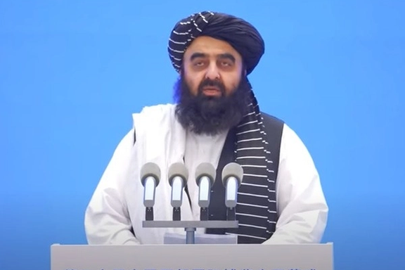 وزیر خارجه طالبان در چین: دروازه افغانستان به روی همه بازرگانان باز است