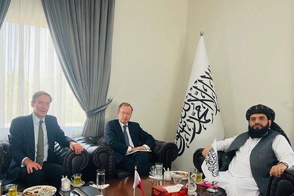 سفیر طالبان با نماینده ویژه بریتانیا درباره ارایه خدمات قنسولی به افغانها گفتوگو کرد