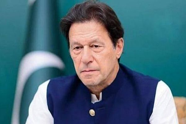 عمران خان له سترې محکمې غوښتي چې د درملنې لپاره دې د شفا نړۍوال روغتون ته ولېږدول شي