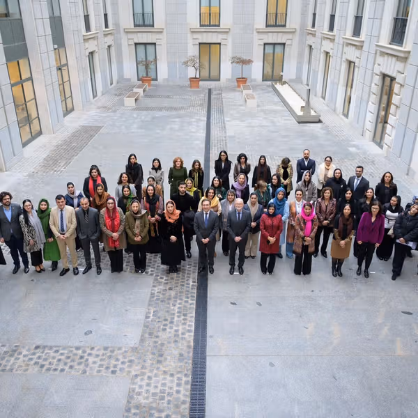 نماینده ویژه بریتانیا: مشارکت زنان برای آینده افغانستان ضروری است