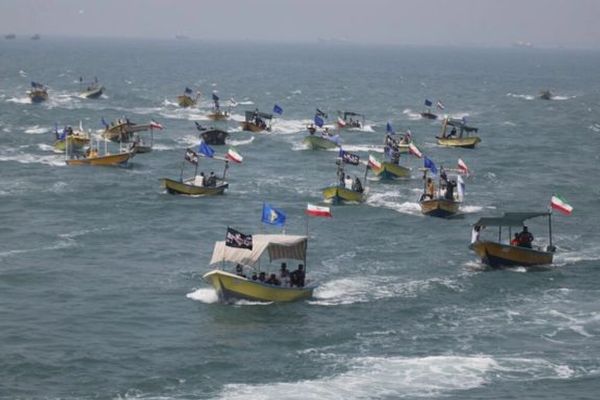 په یمن کې د بریتانیا پخوانی سفیر: د سپاه پاسداران د کښتیو د ډوبولو وخت رارسېدلی دی