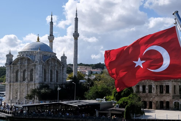 مفاوضات إسطنبول.. طالبان تسلّم الوفد الباكستاني مسوّدة اتفاق جديد