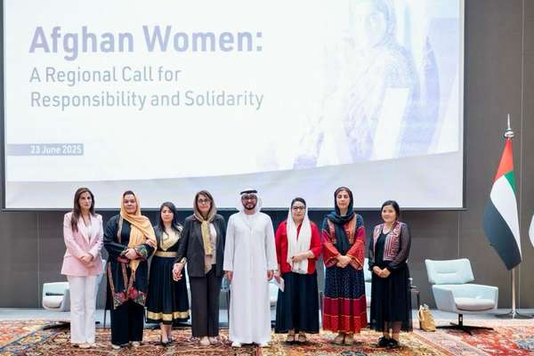 زنان فعال افغان با هدف اعمال فشار بر طالبان، با مقامات امارات متحده دیدار کردند