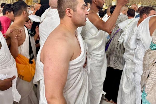 جنرال سمېع سادات کعبه کې د عمرې پر مهال د طالبانو د نسکورېدو او ماتېدو دوعا کړې