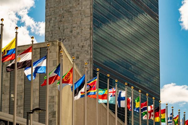 ملګرو ملتونو له لسګونو نړۍوالو سازمانونو د امریکا پر وتلو خواشیني څرګنده کړې