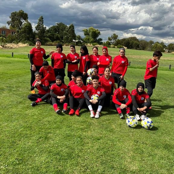 د افغان ښځو فوټبال لوبډله د سیالیو لپاره مراکش ته رسېدلې