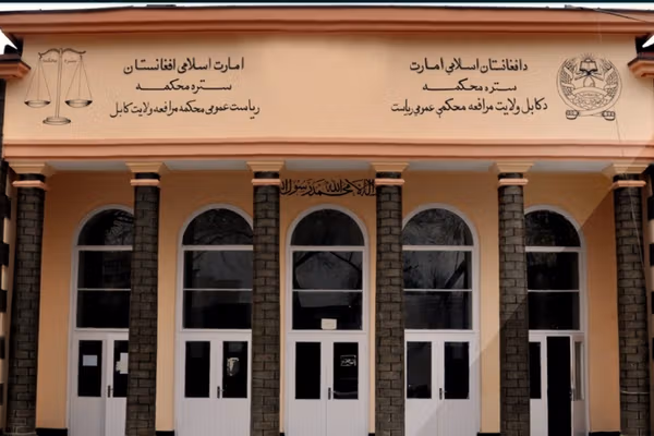 طالبانو په کابل کې ۲۲ کسان د «نشهيي توکو د پلور، قاچاق او کارونې» په تور په دُرو ووهل