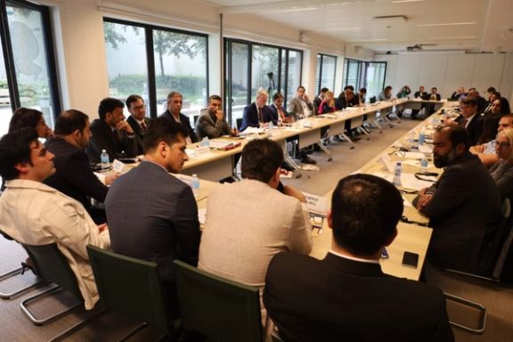 د افغانستان د رسنیو مرکز: د افغان خبریالانو دویمه ناسته په بروکسل کې ترسره شوه