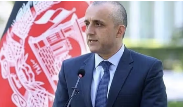 نائب الرئيس الأفغاني السابق يسخر من تهديد وزير الدفاع الباكستاني بإسقاط طالبان