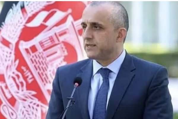 نائب الرئيس الأفغاني السابق يسخر من تهديد وزير الدفاع الباكستاني بإسقاط طالبان