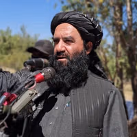 وزیر سرحدات طالبان پاکستان را به جنگ مستقیم تهدید کرد