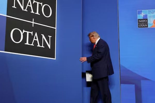 ترکیه: له ناټو څخه د امریکا احتمالي وتل به اروپا ته «ویجاړونکي» پایلې ولري