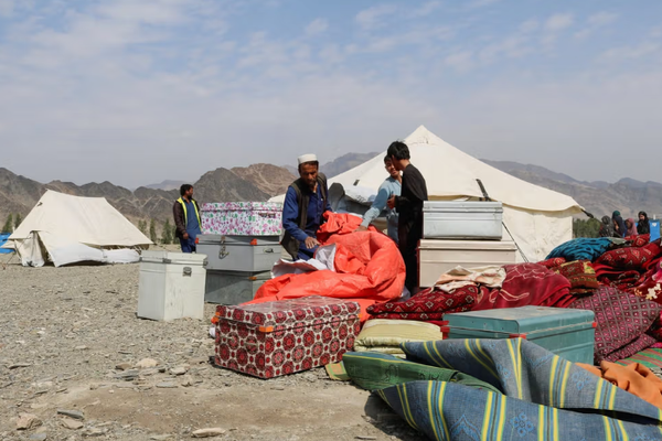 الأمم المتحدة: أكثر من 100 ألف شخص نزحوا بسبب القتال بين باكستان وطالبان