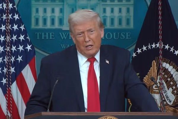 ټرمپ: موږ باید بګرام نه وای پرېښی