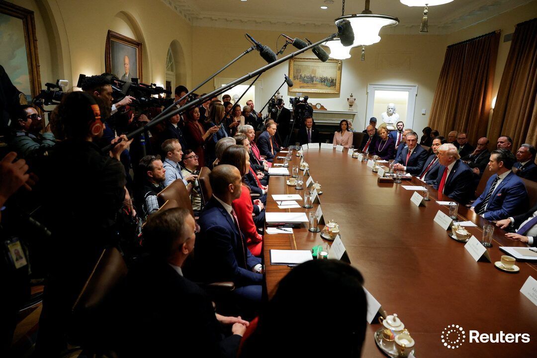 مقامات ترامپ برای تغییر احتمالی در کابینه آماده می‌شوند 