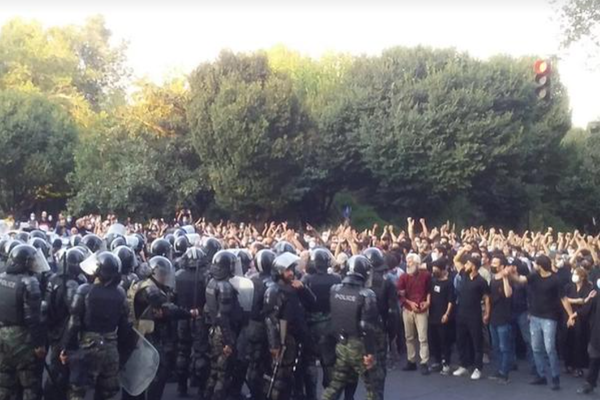 Afghan Women Announce Support for Iranian People’s Protests