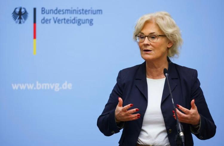 «ناکامی در بهبود نیروهای مسلح»؛ کریستین لامبرشت، وزیر دفاع آلمان از مقامش استعفا داد