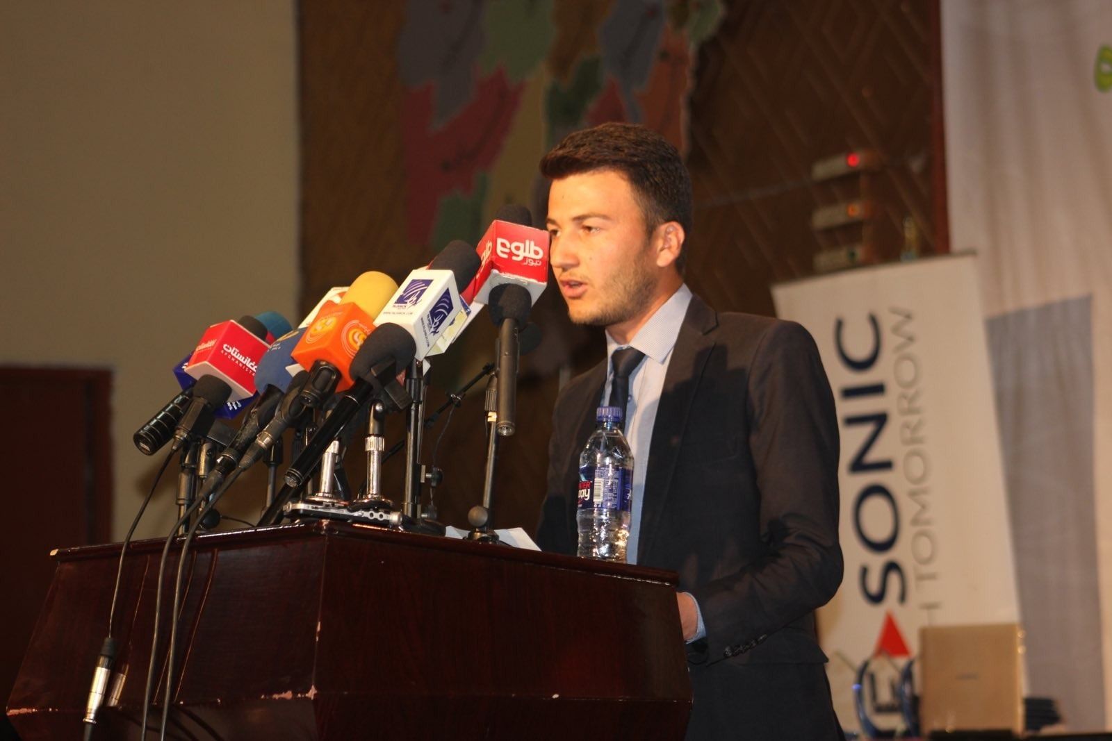 کارشناسان ملل متحد از طالبان خواستند فهیم عظیمی، مدافع حق آموزش را فورا از زندان آزاد کند