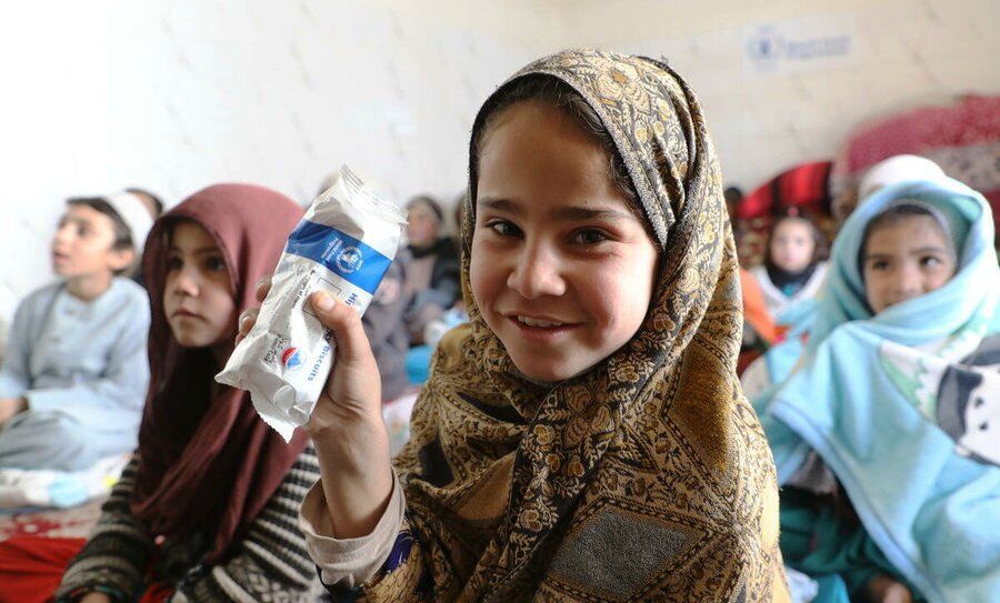 د خوړو نړۍوال پروګرام او سټاربکس د ښوونځیو د خوړو برابرولو لپاره ګډ کمپاین پیل کړی