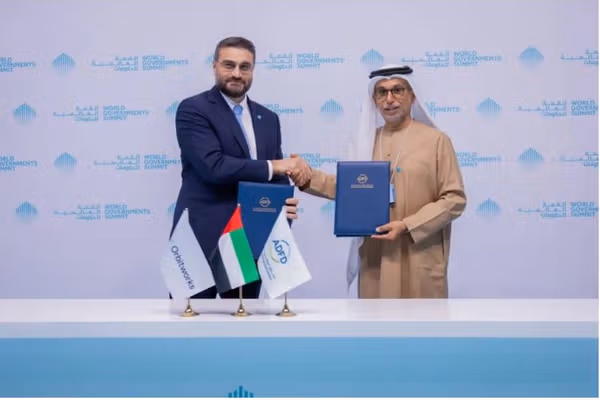 د حمدالله محب شرکت له ابوظبي سره د پراختیايي پروژو د څارنې په موخه یو تړون لاسلیک کړ