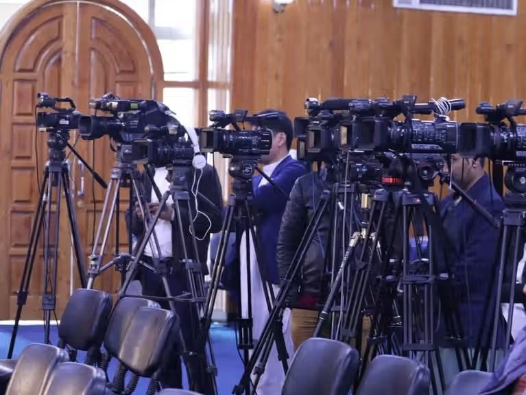 سازمان حامی رسانه‌ها: افغانستان به مرکز تبعید اجباری خبرنگاران بدل شده است
