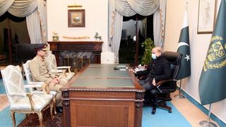 په پاکستان کې جنرالواکۍ ته ور پېښ چیلنجونه