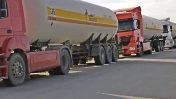 طالبان بار دیگر از بازگرداندن ۴۸ تانکر سوخت 'بیکیفیت' به ایران خبر داد