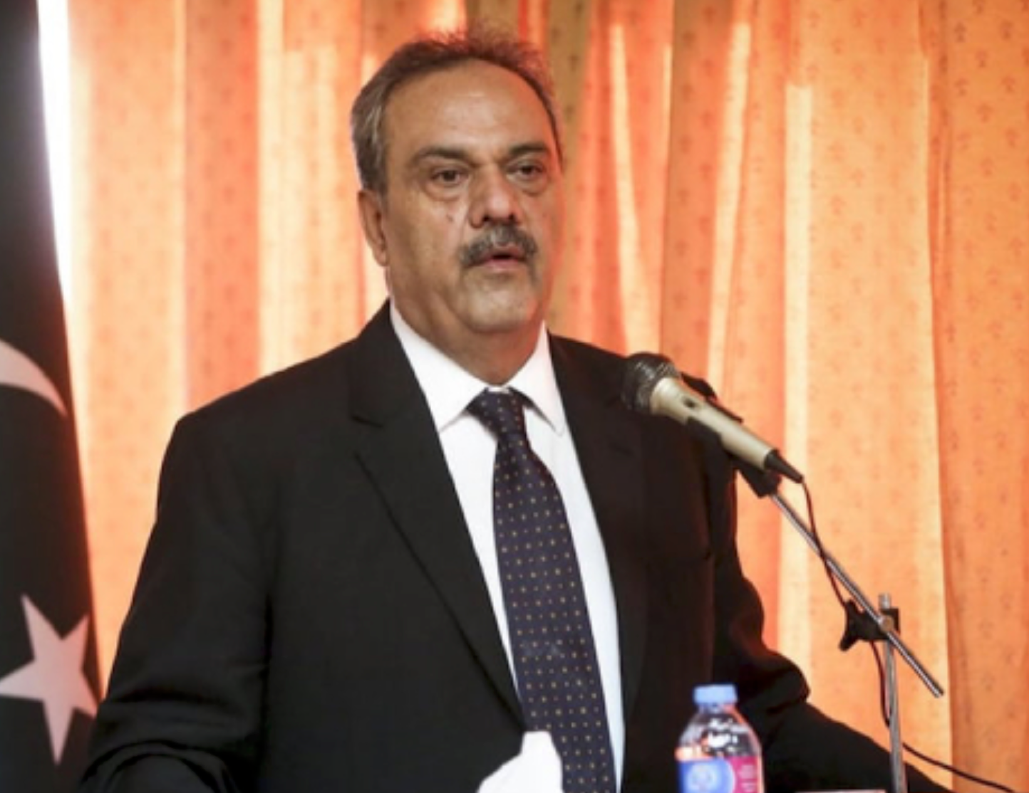 اصف دُرانی: د افغانستان د تېرو لسیزو د ناکامۍ پړه پر پاکستان اچول له فکري پلوه ناسم کار دی