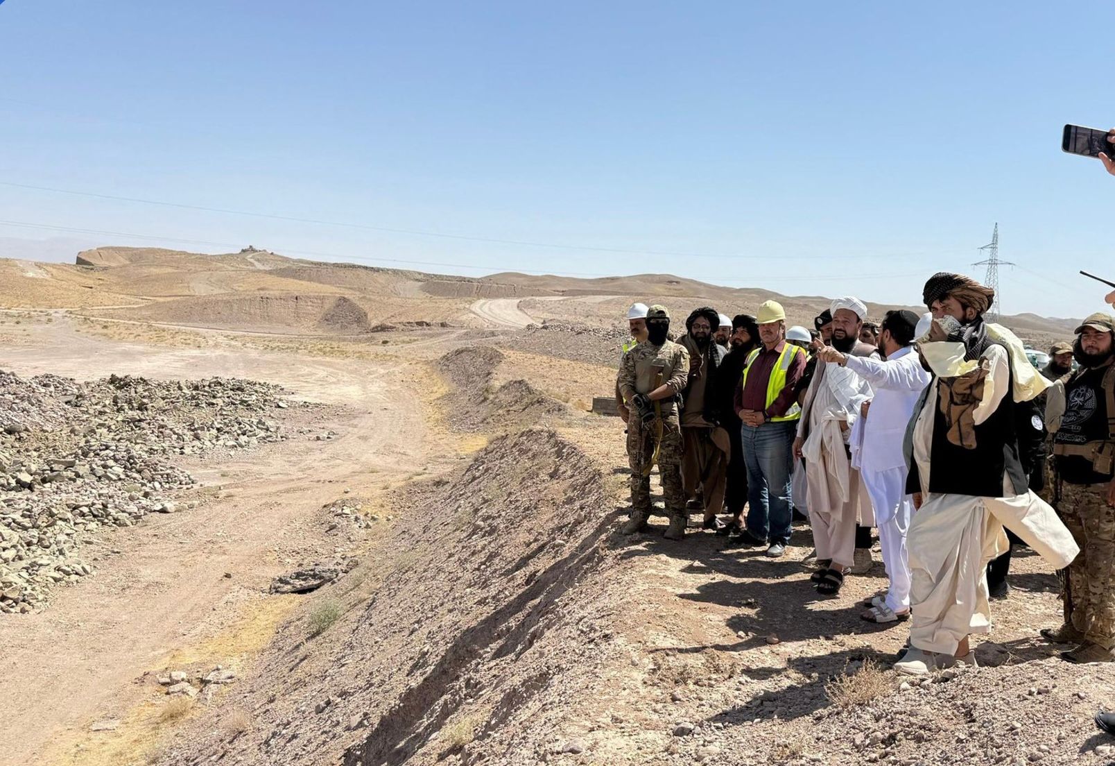 طالبان وایي، په هرات کې د پاشدان بند چارې مخ په بشپړېدو دي