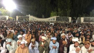 د طالبانو له واکمنېدو سره پخواني ملاتړي یې دندې غواړي، خو یوازې لږو کسانو ته ځای ورکړل شوی