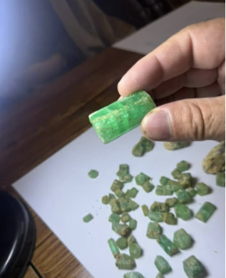 طالبان تحدد أكثر من 260 منجم زمرد جديد في بنجشير