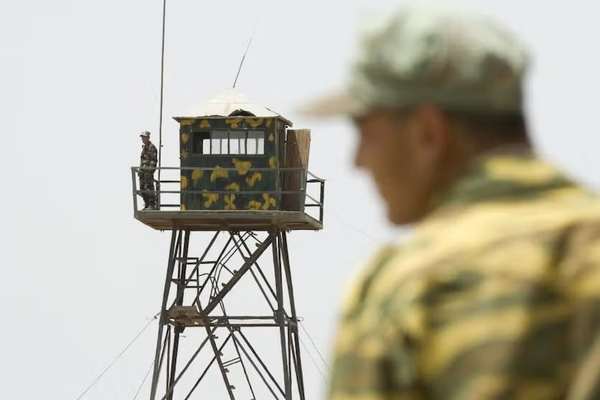 Tajik Diplomats Hold Talks With Taliban Governor On Border Security