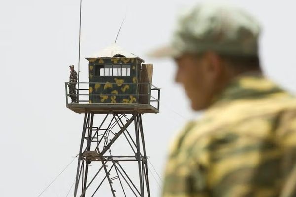 Tajik Diplomats Hold Talks With Taliban Governor On Border Security