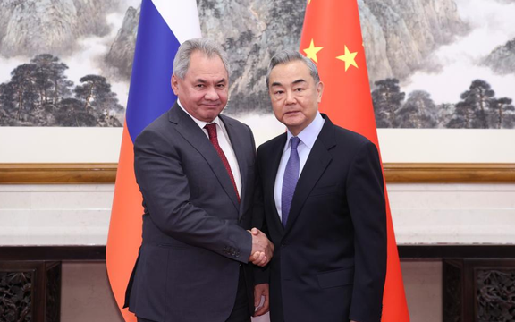 مقامهای ارشد روسیه و چین درباره افغانستان و همکاریهای امنیتی گفتوگو کردند