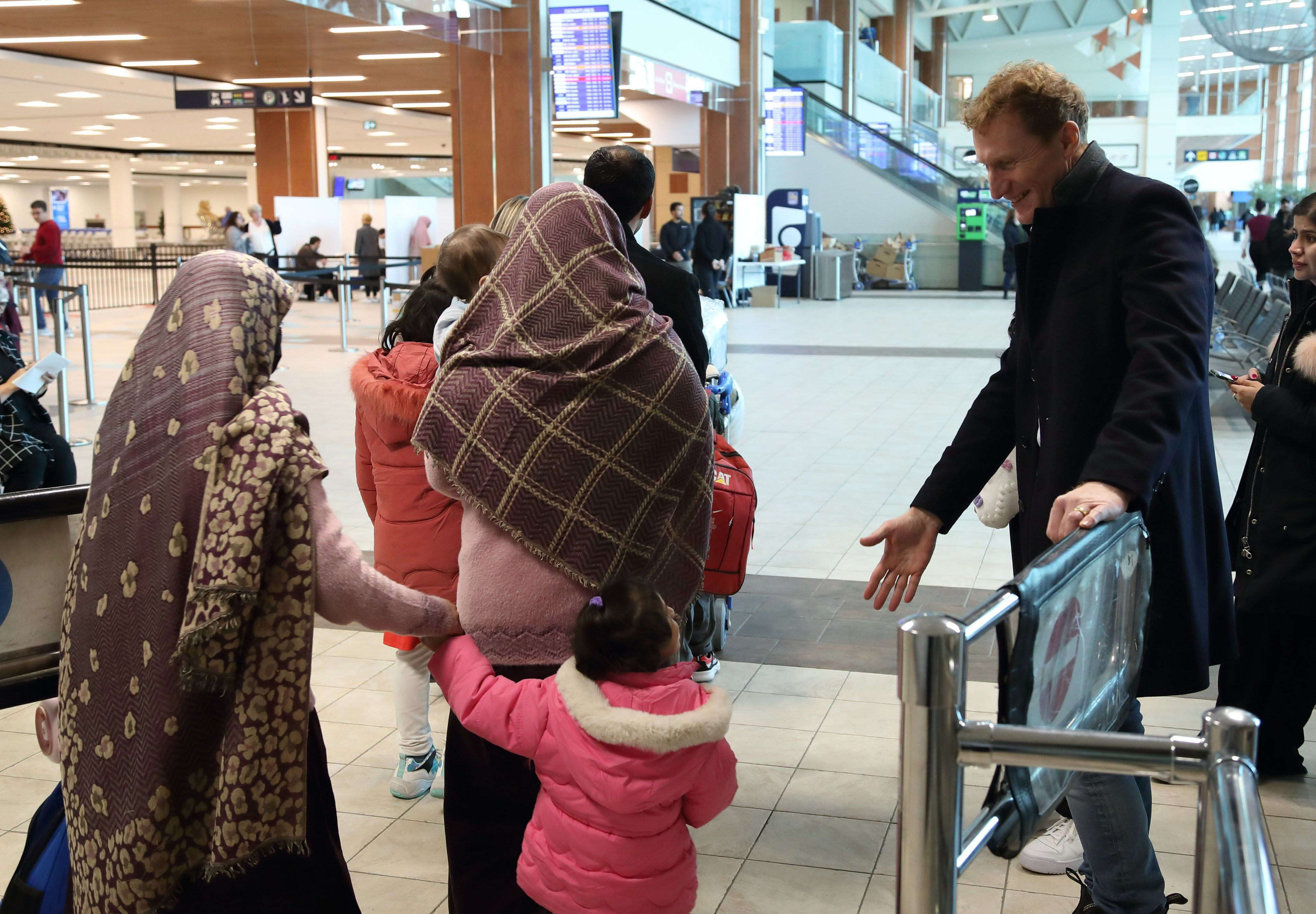 کانادا ۲۱ میلیون دالر برای پناهجویان افغان در پاکستان و آسیای مرکزی کمک می‌کند