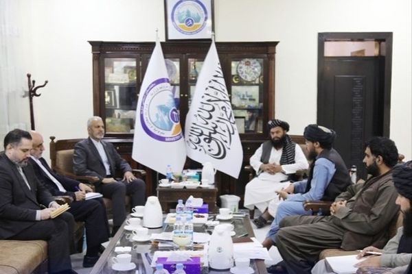 سفیر ایران: استخراج معادن افغانستان فرصت مناسبی برای همکاری دوجانبه است