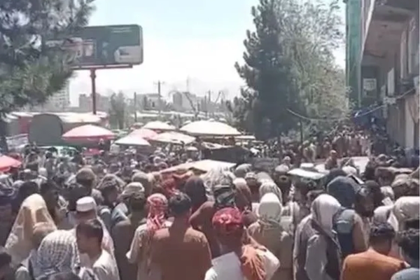 Taliban Sends Afghan Workers To Qatar For Low-Skilled Jobs With Strict Criteria