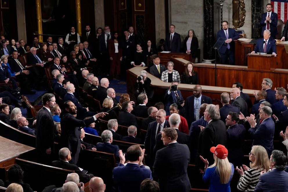 نخستین سخنرانی سالانه ترامپ در کانگرس با اعتراضات گسترده دموکرات‌ها مواجه شد