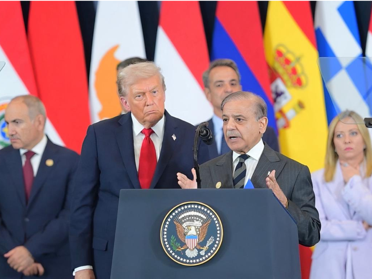 د پاکستان په اړه د امریکا تګلاره؛ بندیزونه، مالي مرستې او “محدودې خو ضروري” اړیکې