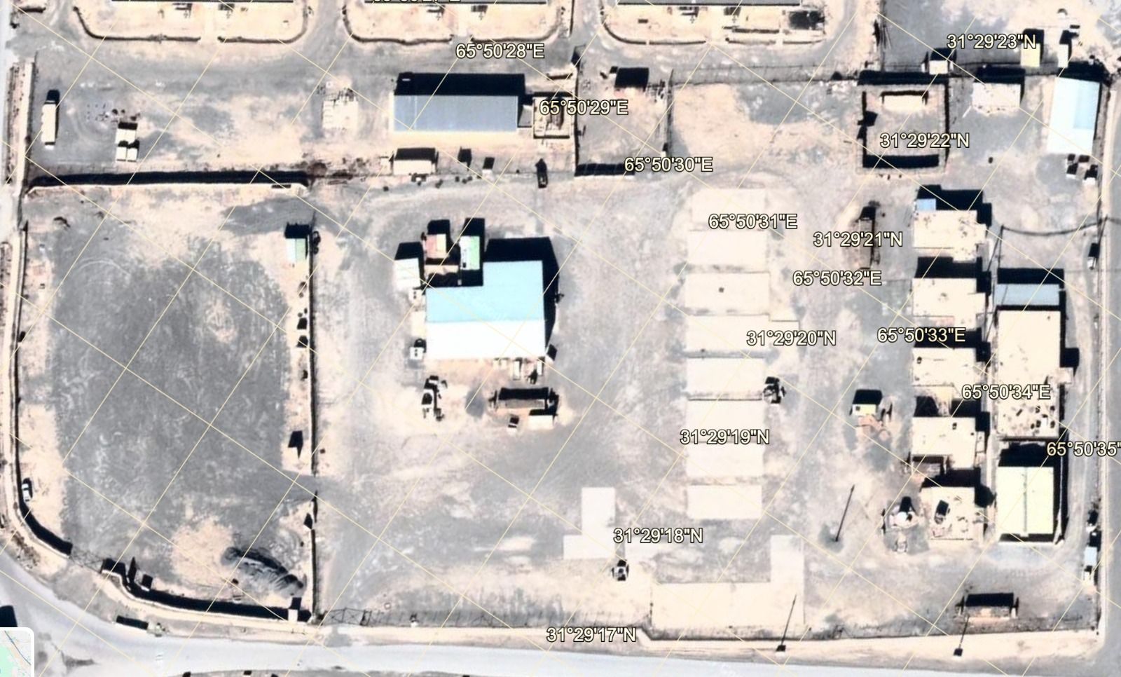 په تېرو ۴ کلونو کې د طالبانو تر واک لاندې کندهار هوايي ډګر لوټ شوی او اوسپنې یې پلورل شوي