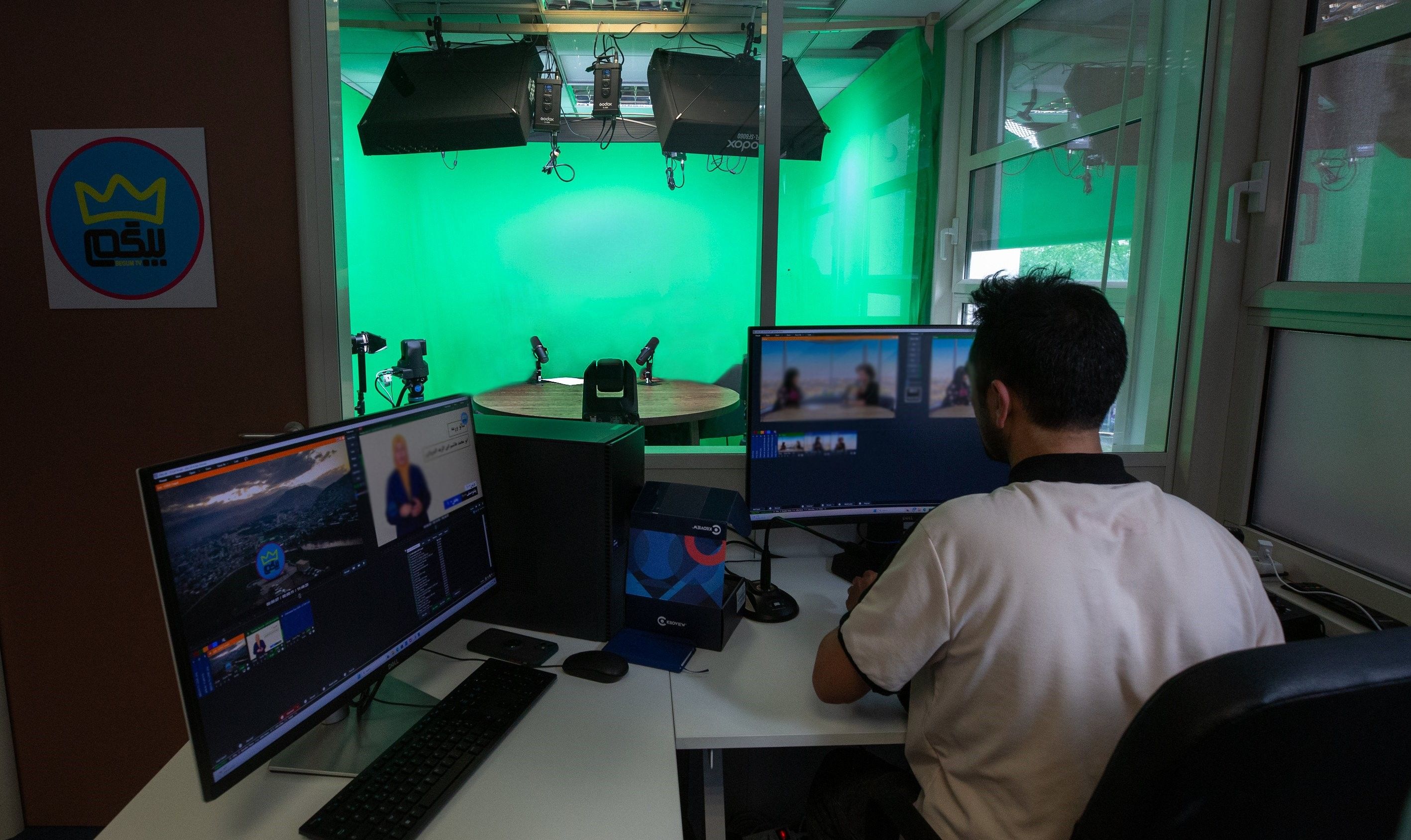 یونسکو: د «بېګم» راډیو د نشراتو بندول د ښځو د غږ خاموشه کولو په معنا دی