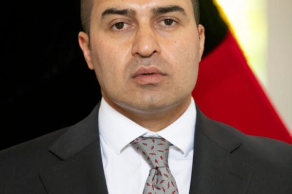 سمېع سادات: طالبانو افغانستان د ترهګرۍ په کارخانه او د بشریت لپاره په ستر ګواښ بدل کړی