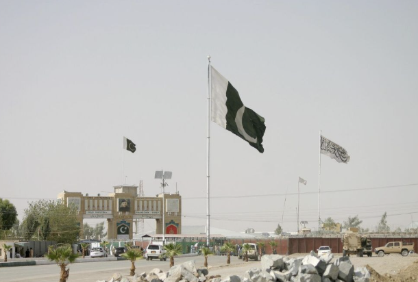 تحذير خبراء: الاضطراب في التجارة بين باكستان وأفغانستان يفاقم عدم الاستقرار الإقليمي