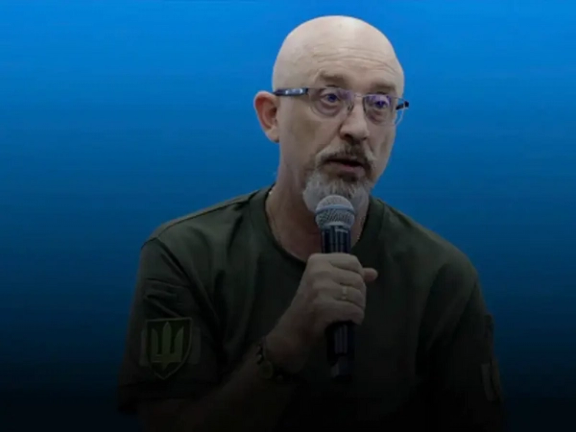 د اوکراین پارلمان د دفاع وزارت څخه د الکسي رزنیکوف ګوښه کېدل ومنل