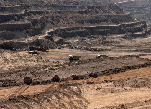 په کانګو کې د مسو کان د پله د نړېدو له امله ۴۹ کان کېندونکي مړه شوي دي