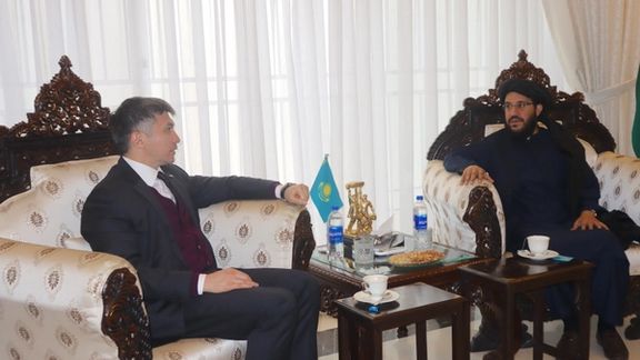 په اسلام اباد کې د طالبانو او قزاقستان سفیران د ګډې سوداګرۍ په اړه غږېدلي