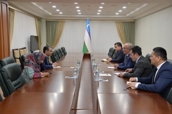 پاکستاني او ازبکستاني چارواکو د افغان ټرانس پټلۍ پر جوړولو خبرې سره وکړې